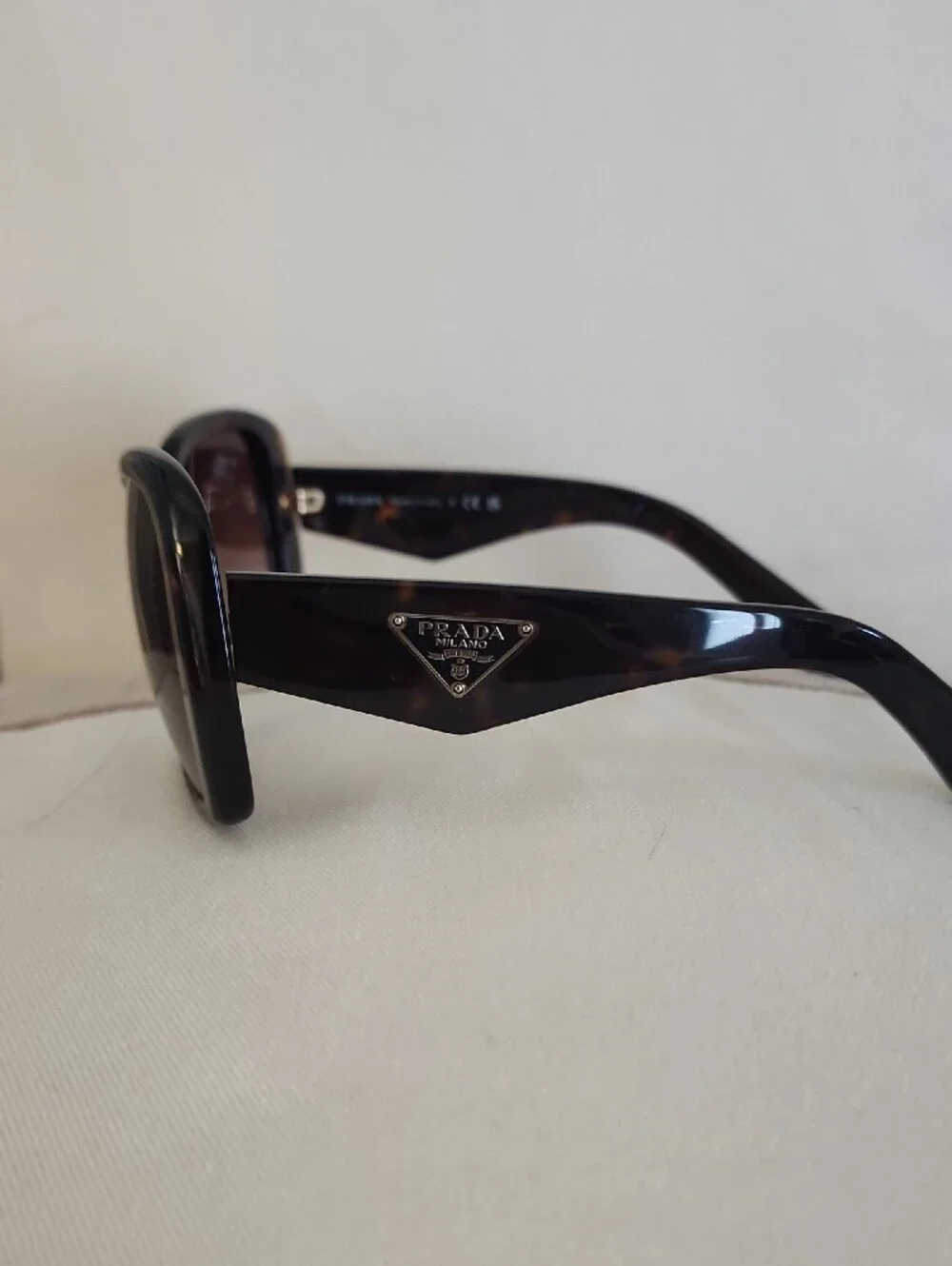 Prada SPR 32P Oversized Tortoiseshell Sunglasses with Brown Gradient Lenses